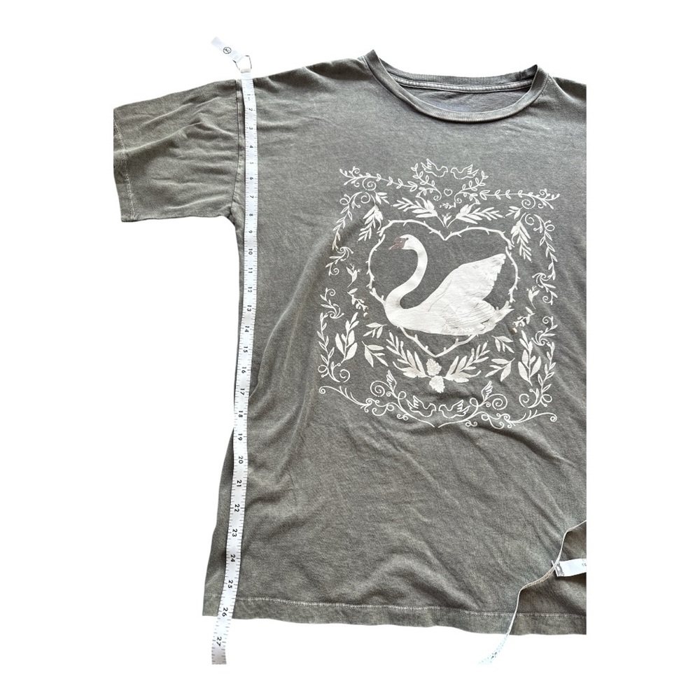 Artistic Gray Short Sleeve Tee with White Design vintage canvas. New. - Picture 3 of 7